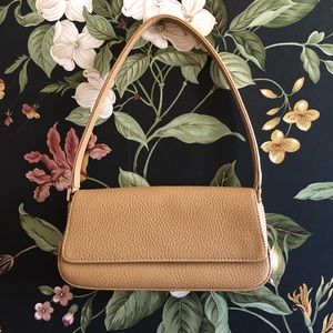 💝 NWOT  BEAUTIFUL PEBBLE LEATHER HANDBAG